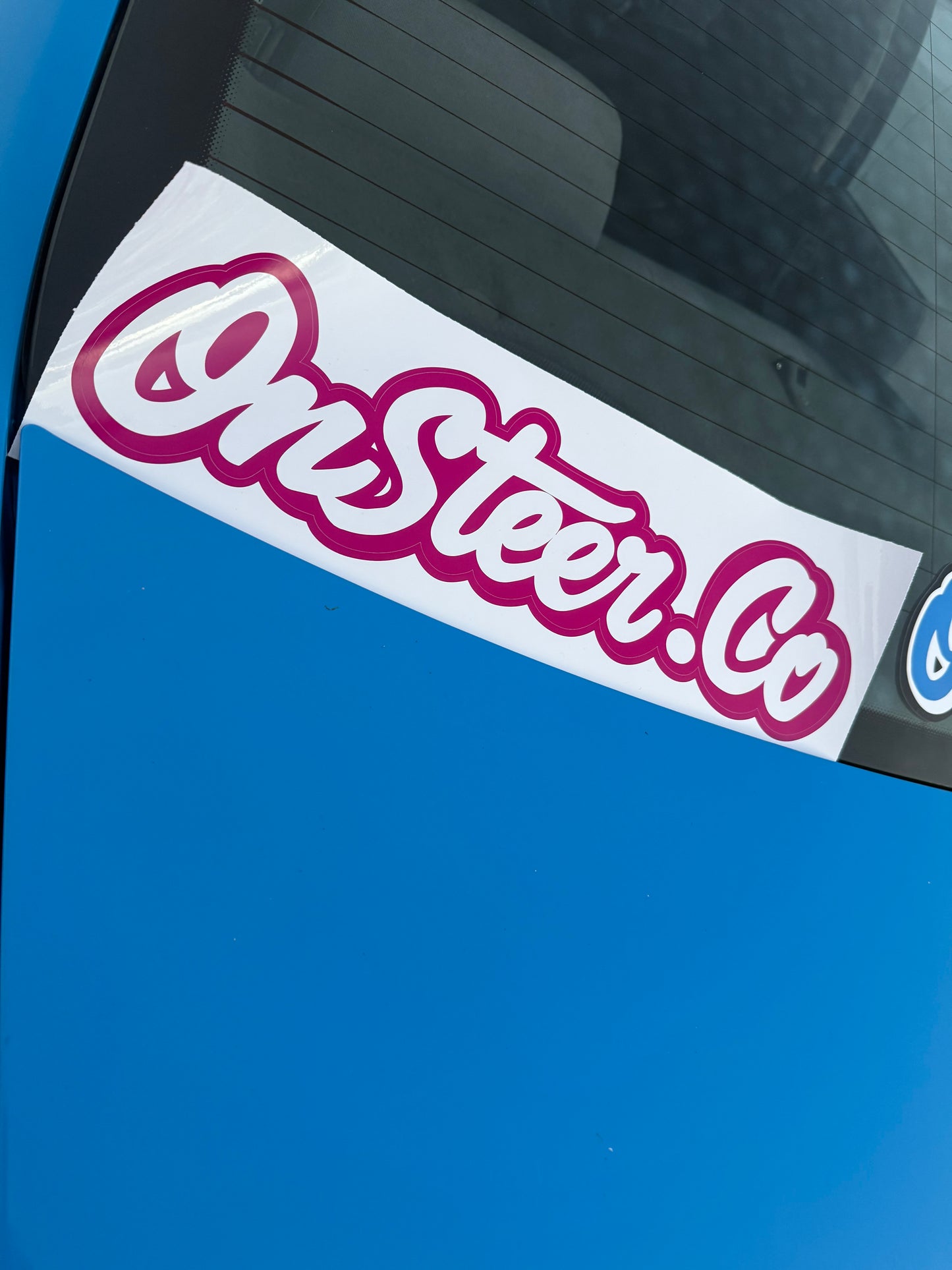 Large onsteer window sticker