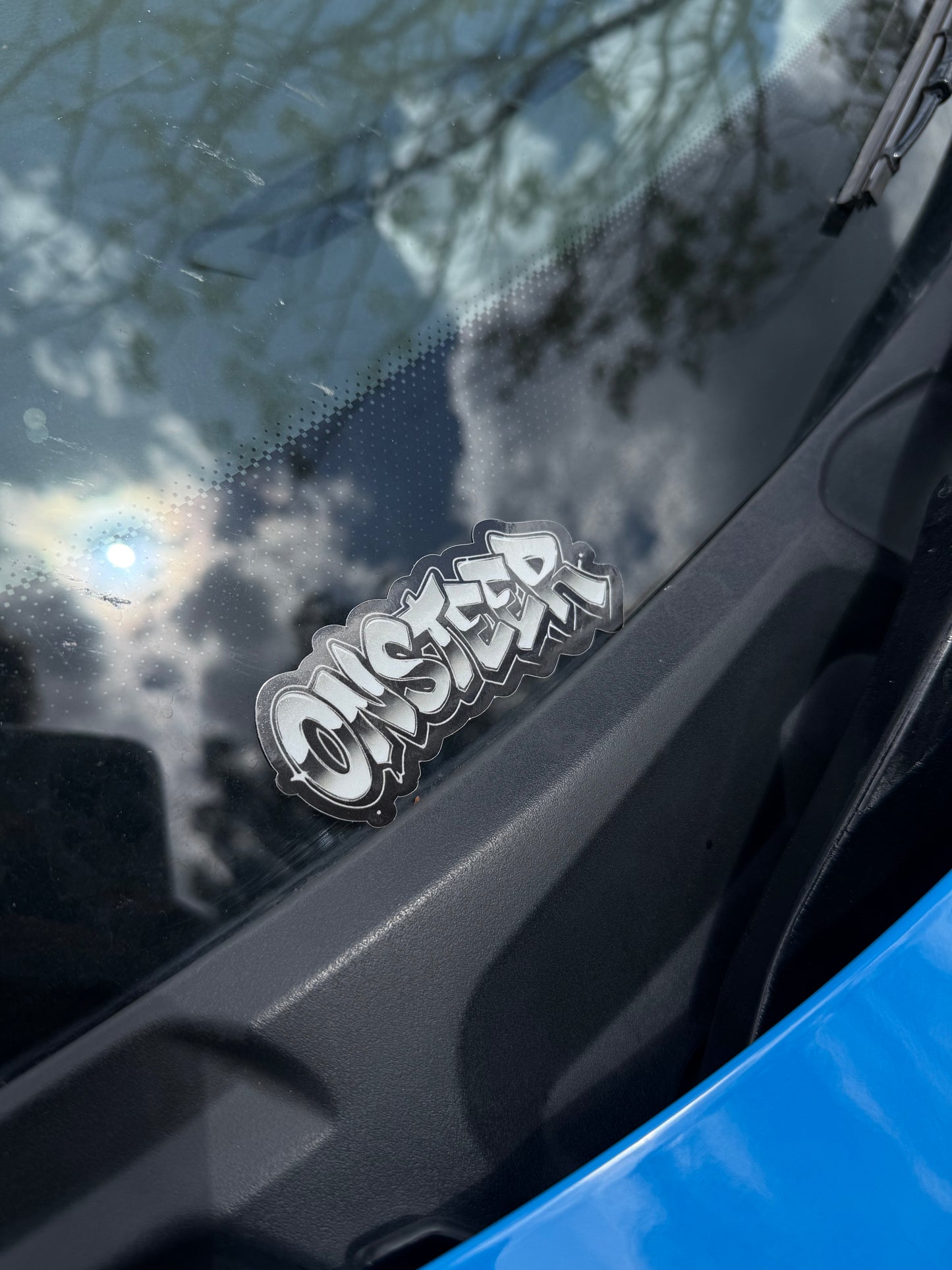 Small ONSTEER sticker