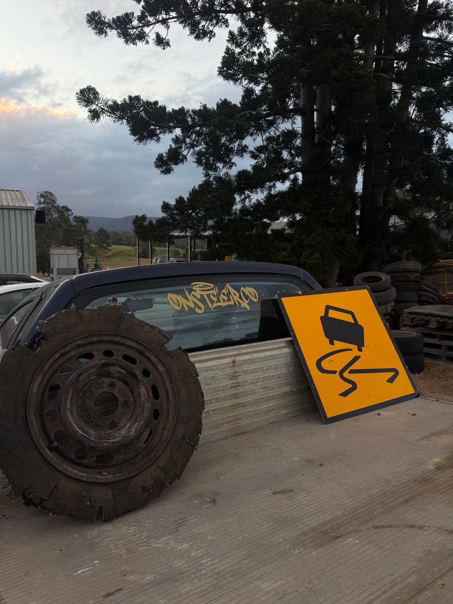 Large ONSTEER graf sticker